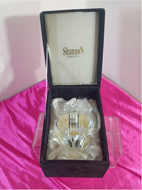 Vintage Shannon Cut Crystal Glass Perfume Bottle w/ Rose Design Stopper New